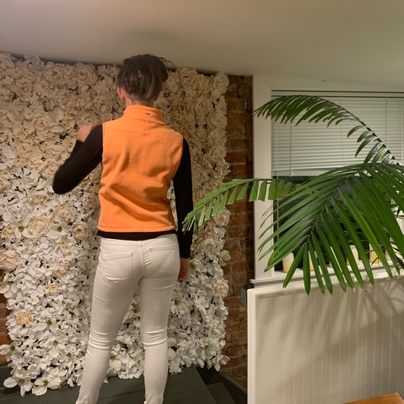 Vineyard Vines Orange Vest - Picture 4 of 5